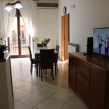 Appartamento La Casa Del Sole Napoli Esterno foto