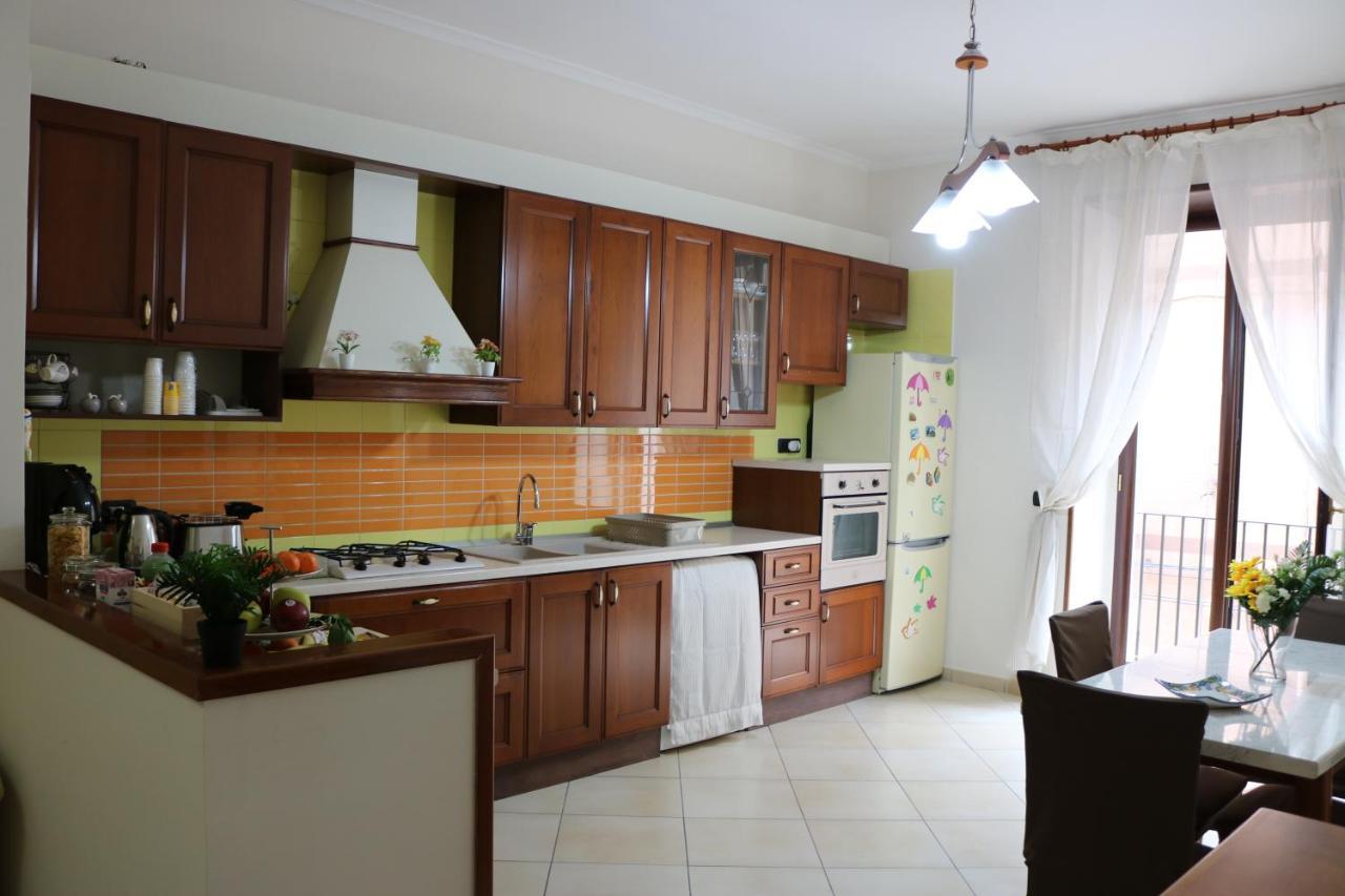Appartamento La Casa Del Sole Napoli Esterno foto