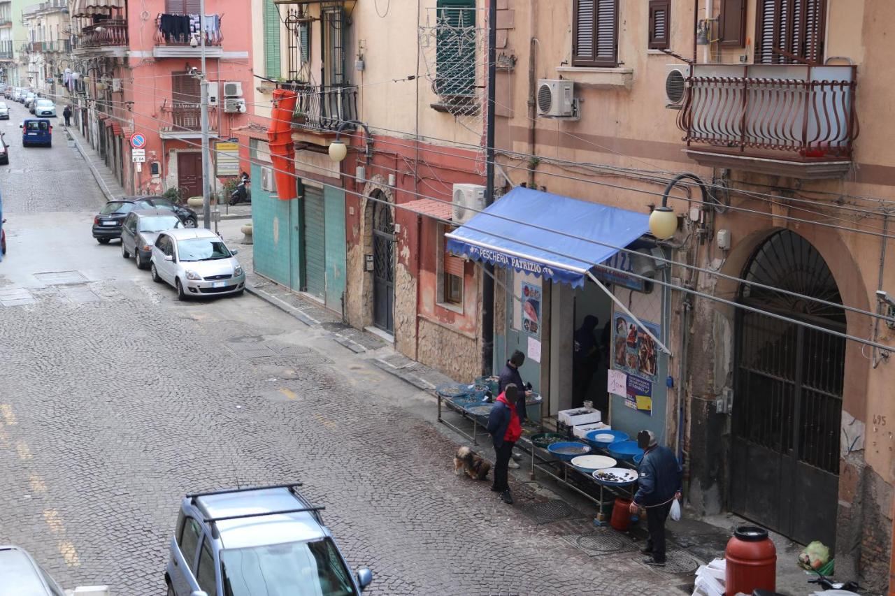 Appartamento La Casa Del Sole Napoli Esterno foto