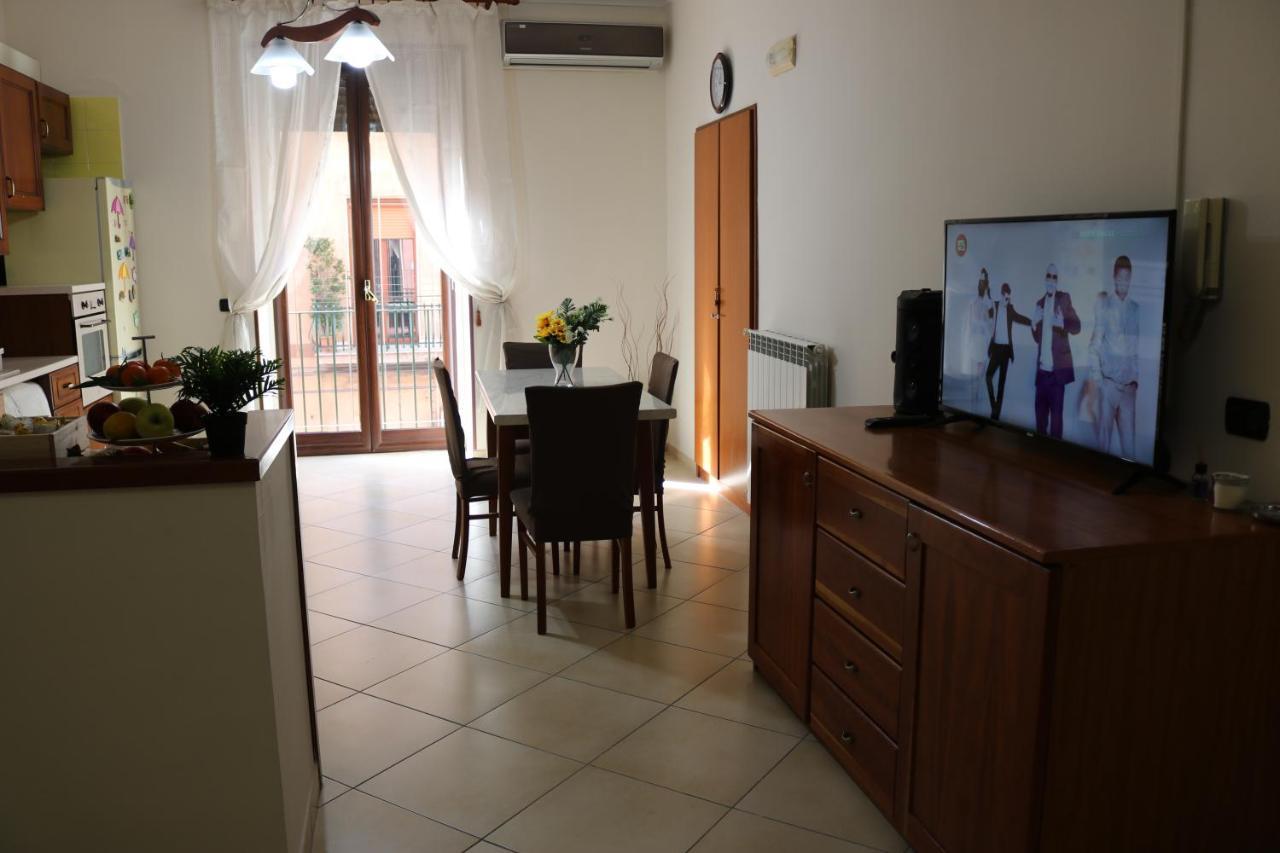 Appartamento La Casa Del Sole Napoli Esterno foto